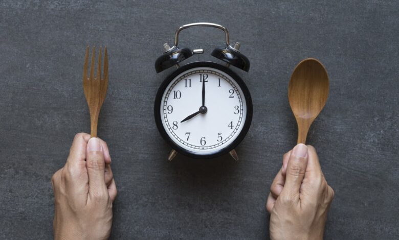 the-basics-and-importance-of-meal-timings:-healthifyme