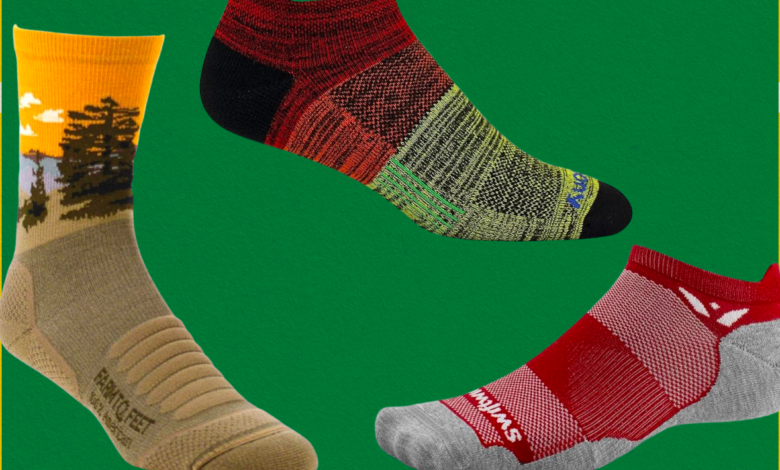 the-best-socks-for-sweaty-feet,-according-to-experts