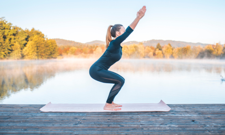 how-to-do-chair-pose-(utkatasana)