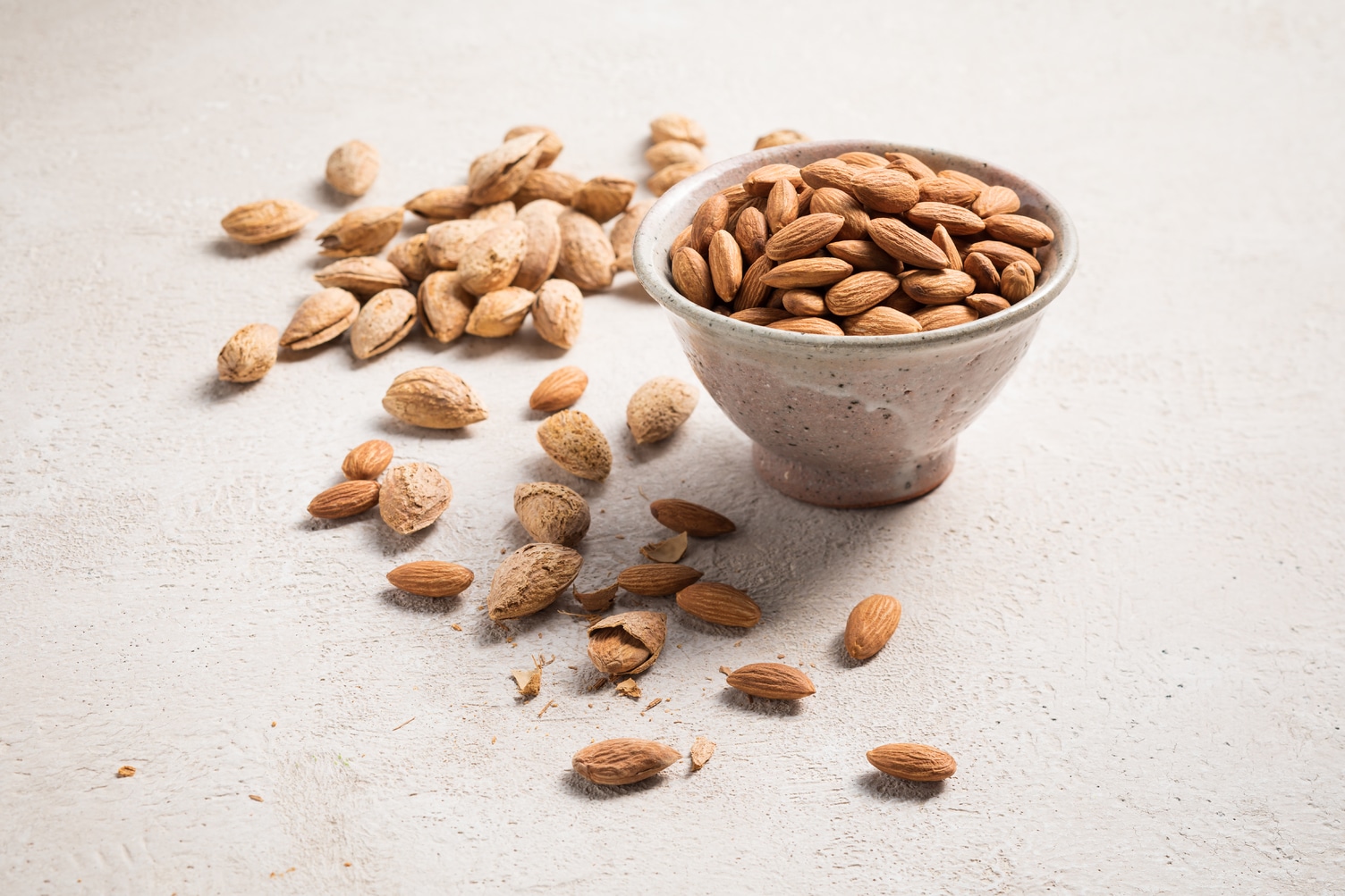 know-how-almonds-promote-muscle-recovery-and-reduce-fatigue-from-exercise-–-blog-–-healthifyme